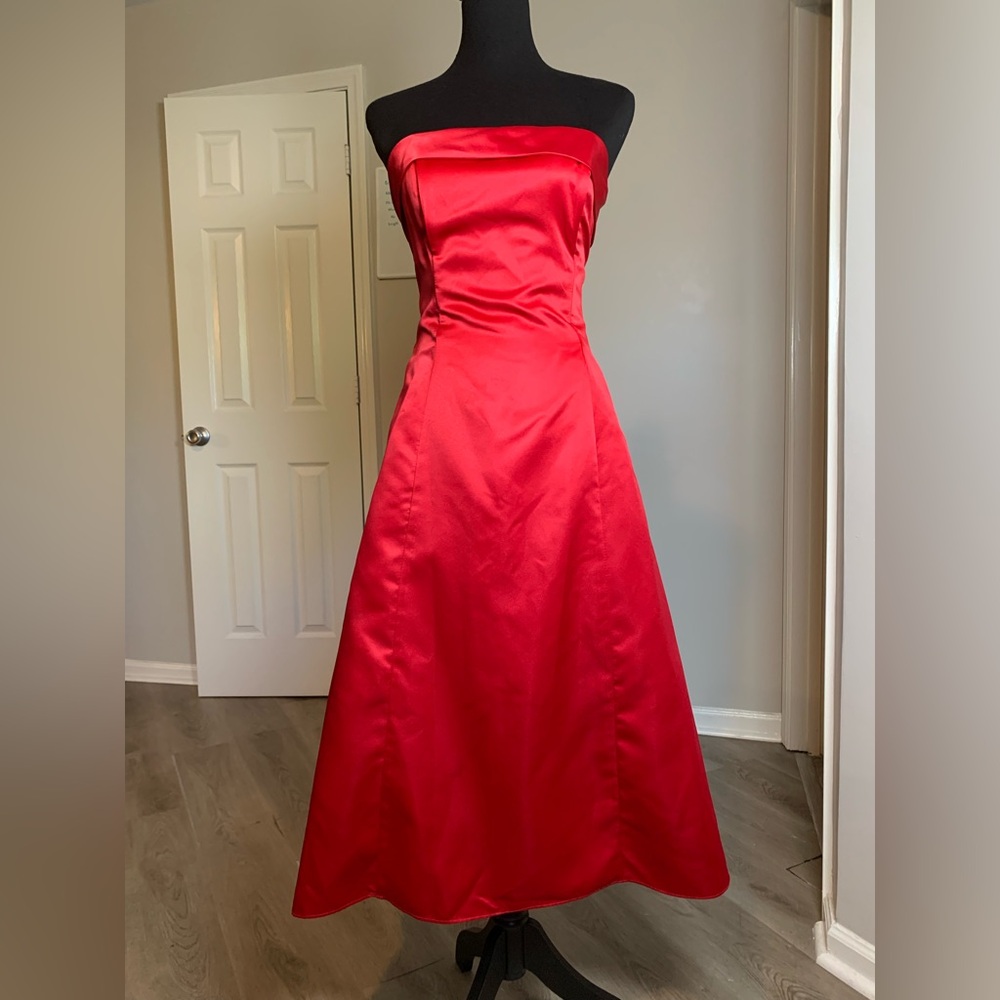 Vintage Strapless Red Satin A-Line Dress formal tea-length size medium